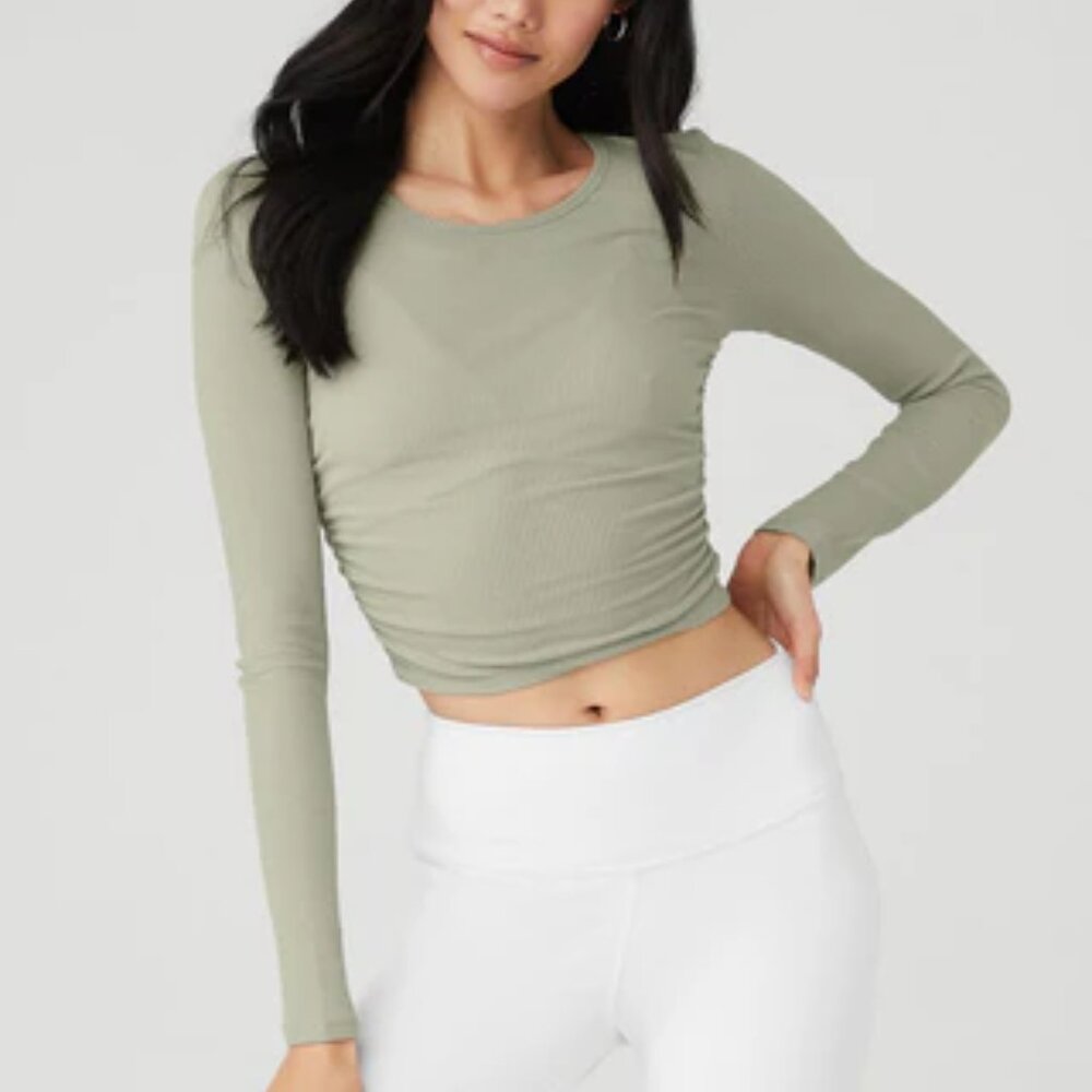 ALO Gather Long Sleeve Top Medium in Limestone Green